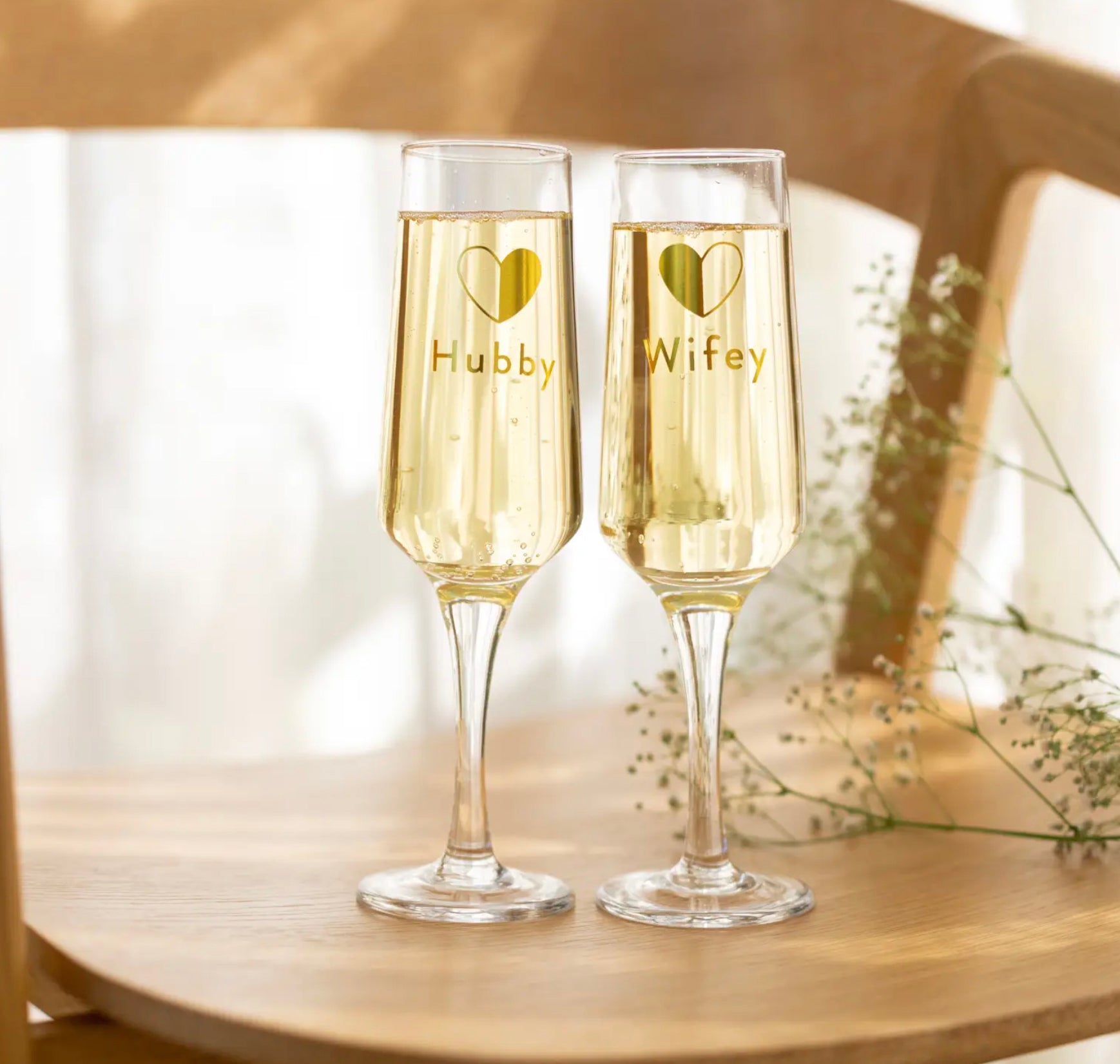 Wifey Hubby Glasses Set